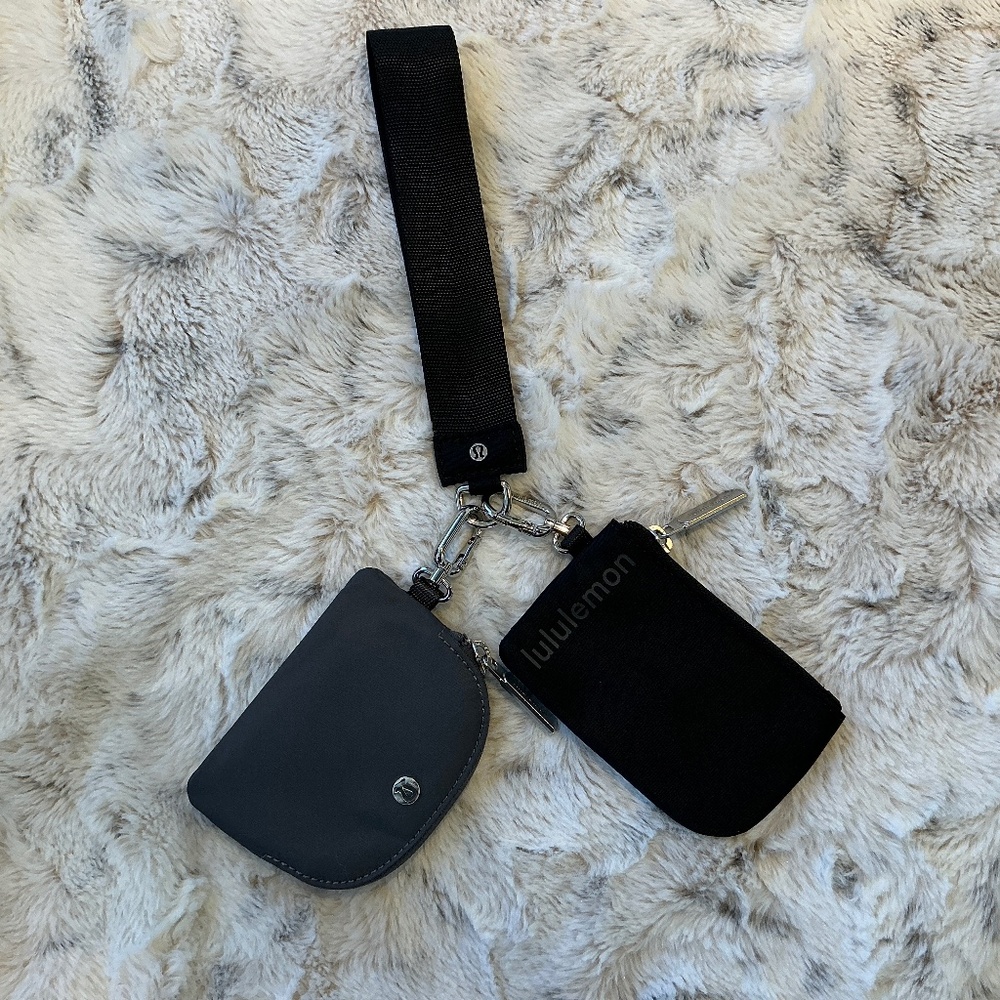 Like New Lululemon Dual Pouch Wristlet Black & Gray